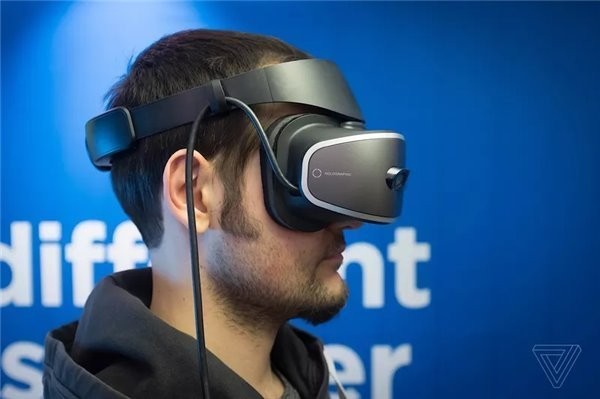 Oculus/HTC Vive先后大幅度降价 VR硬件进入消费市场步履维艰